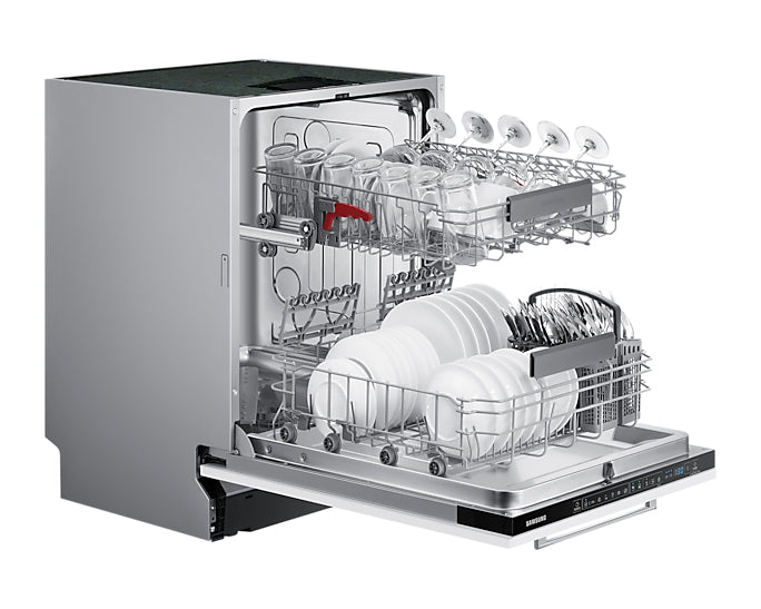 Samsung Vollintegrierter Geschirrspüler DW6500 – 13 Maßgedecke, 44 dB, Energieklasse D – Silber