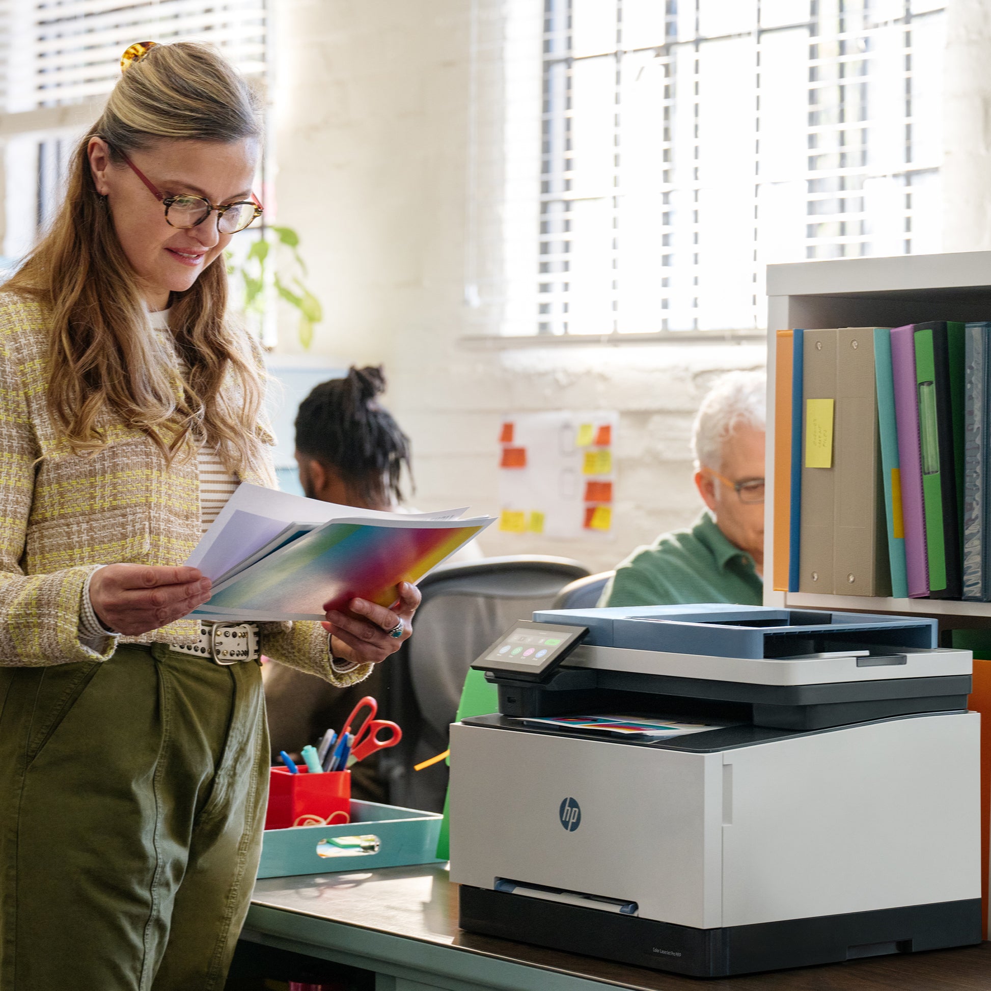 HP LaserJet Pro 3302Fdn – Farbiger Laser-MFP, 4-in-1