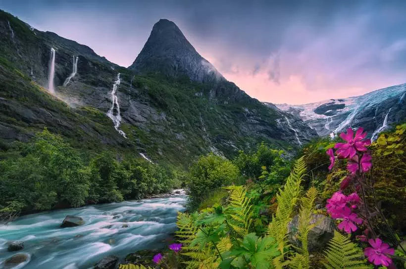 Ravensburger Puzzle Landschaft – 4000 Teile – 138 × 92 cm – ab 14 Jahren – mehrfarbig