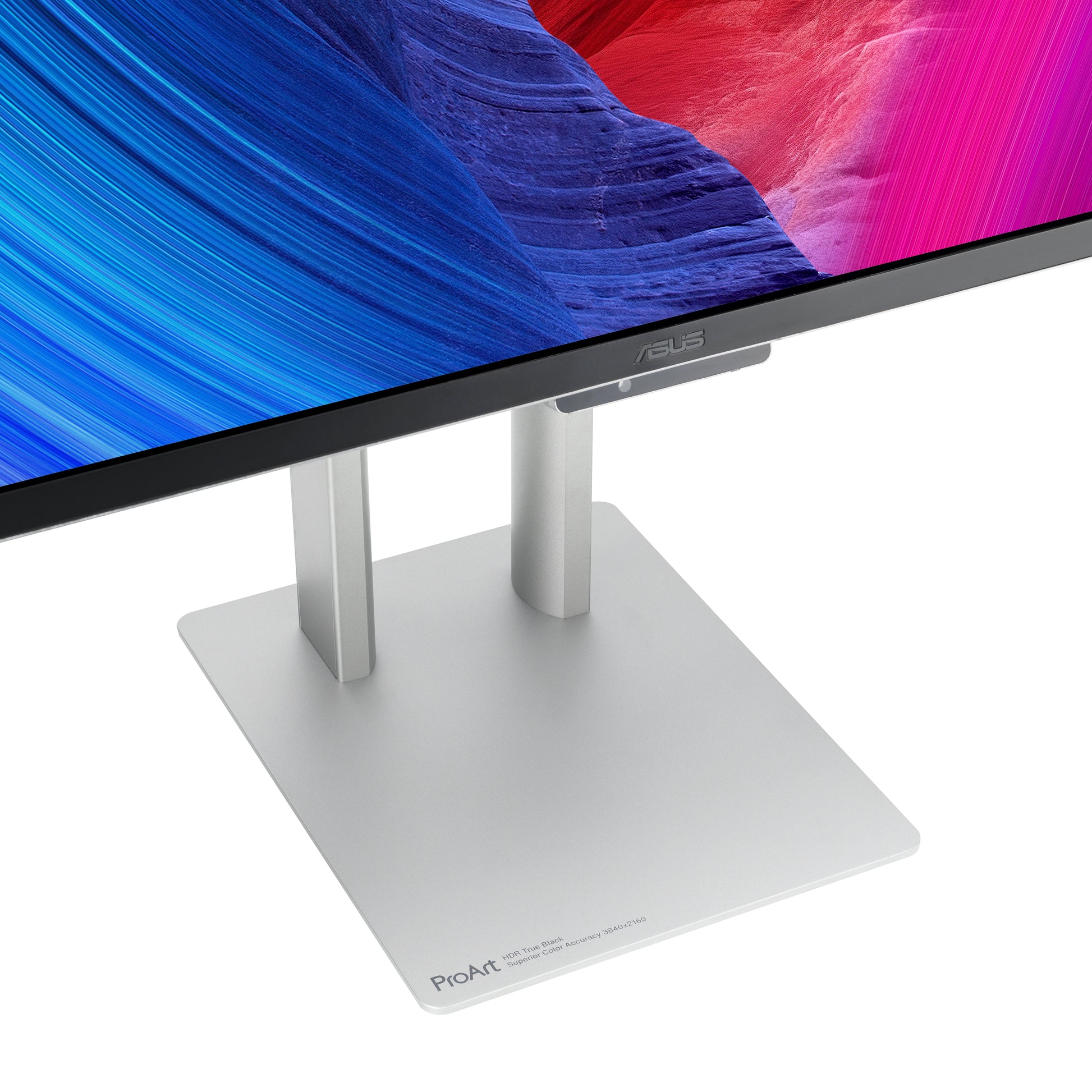 ASUS PA32UCDM – 31,5", 3840 × 2160 (4K), OLED, 240 Hz, USB-C 96 W, Thunderbolt 4, DisplayHDR 400