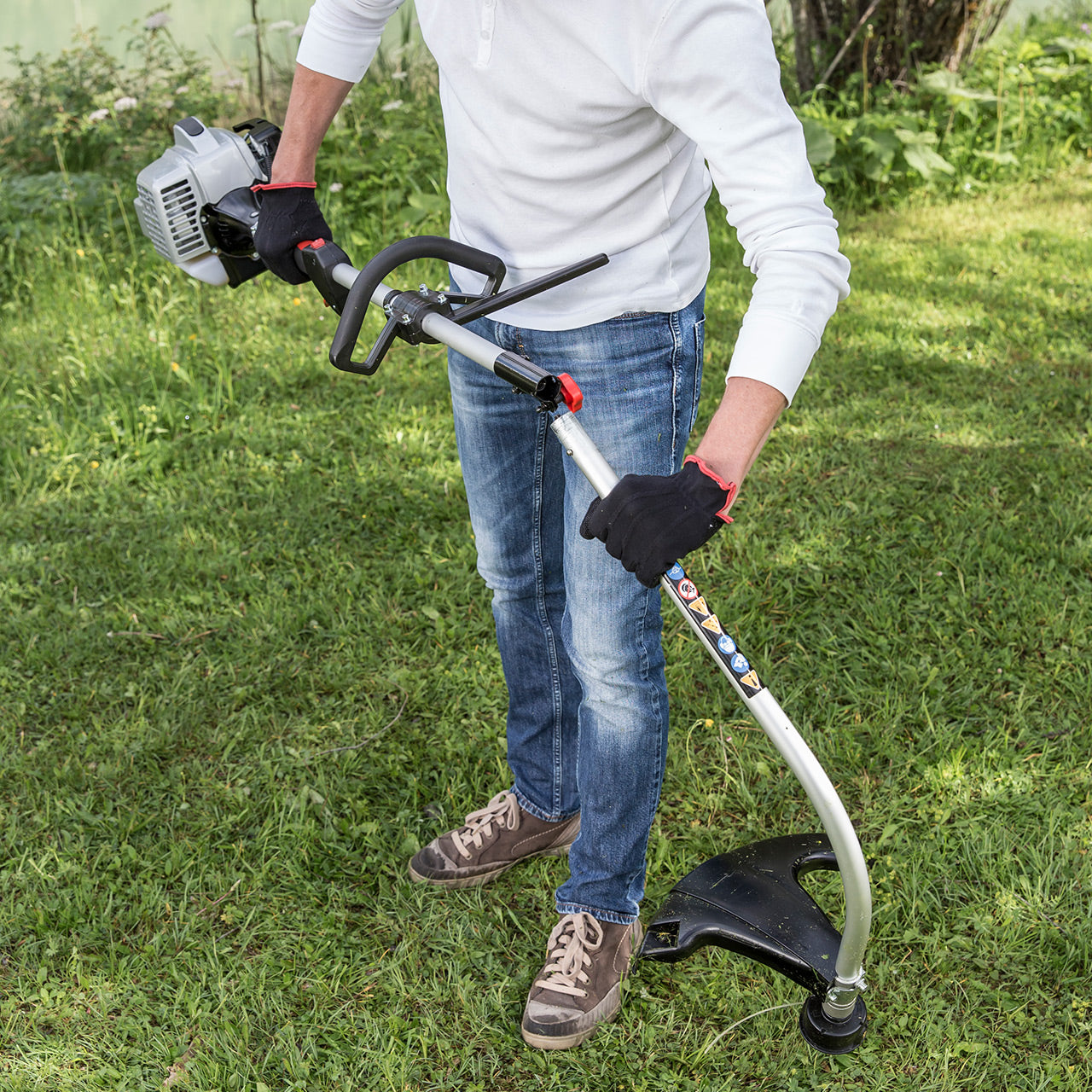 AL-KO BC 223 L-S Rasentrimmer – Benzin – 700 W – Schnittbreite 410 mm – Hubraum 22,5 cm³ – Nylonschnur – Solo
