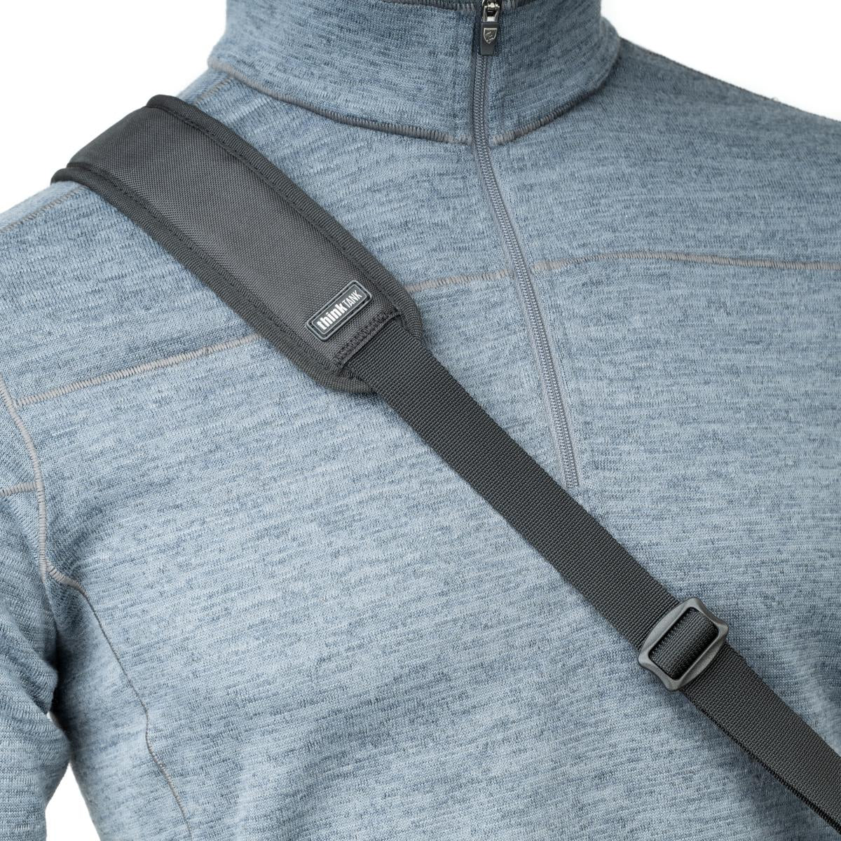 Think Tank Digital Holster 50 V3.0 – Nylon/TPU, Regenhülle – für DSLR (inkl. Batteriegriff) und Systemkameras