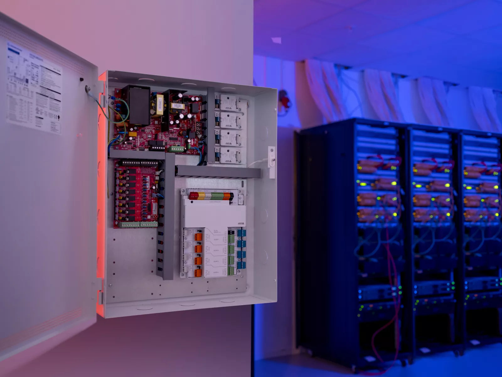 Axis TA1202 Zutrittscontroller – 1 Tür, 150 W Netzteil, Stahl, Grau