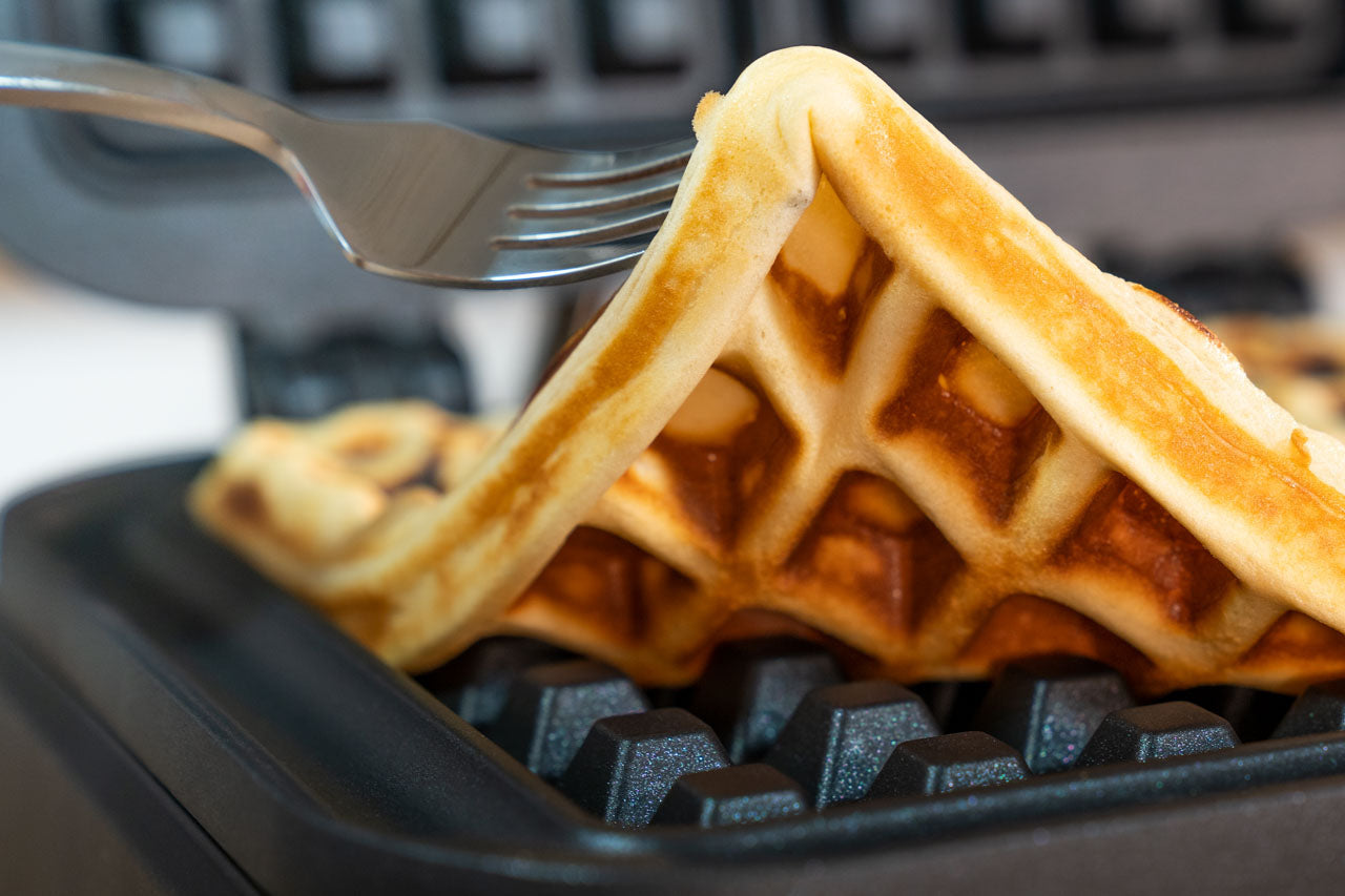 Unold Belgisches Waffeleisen Brüssel 48275 – 2 Waffeln, rechteckig, 1500 W, teflonbeschichtet – schwarz