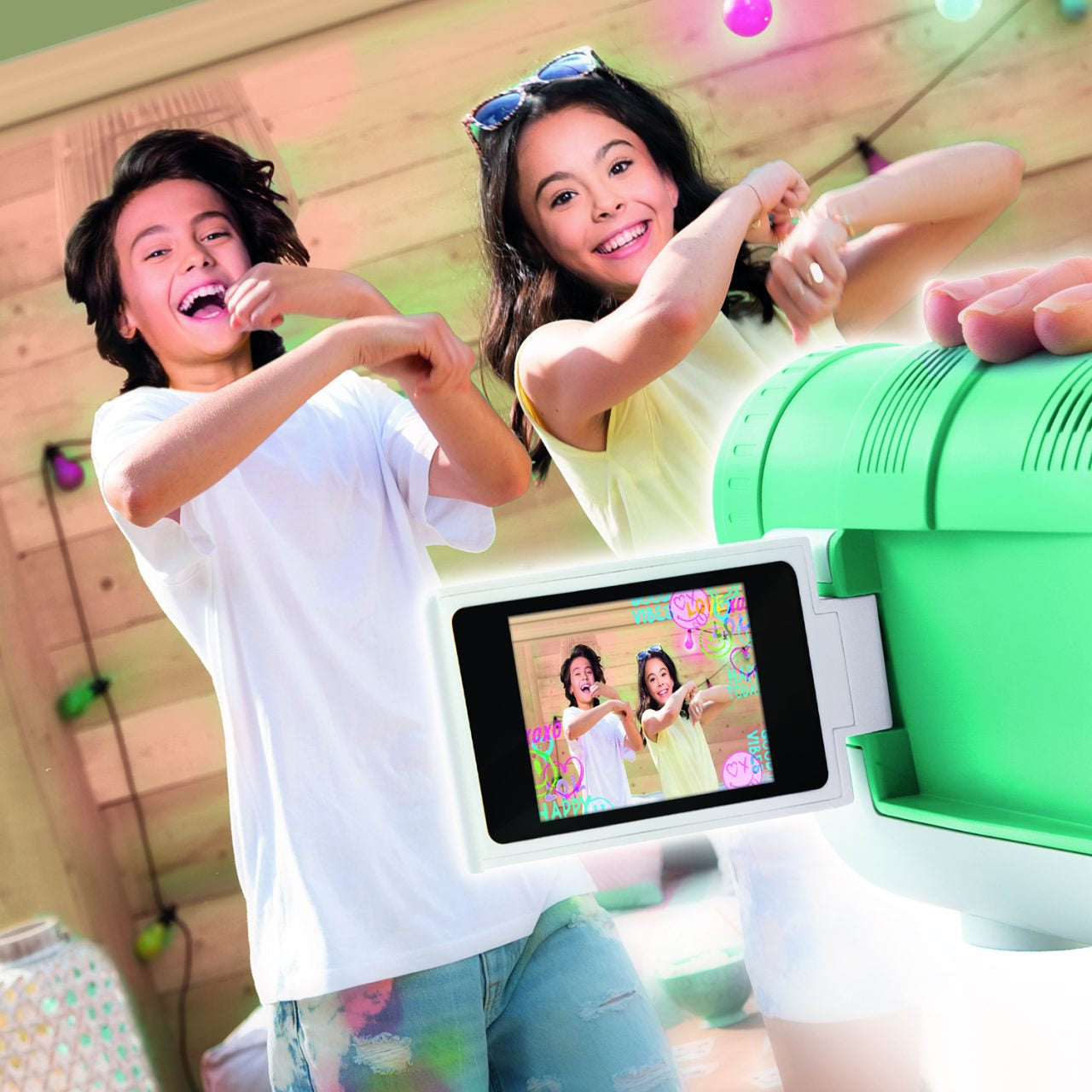Canal Toys Spielzeug-Kamera Camera Projector – 16 GB, 1 Batterie – 1 Stück – ab 8 J. – türkis/weiss