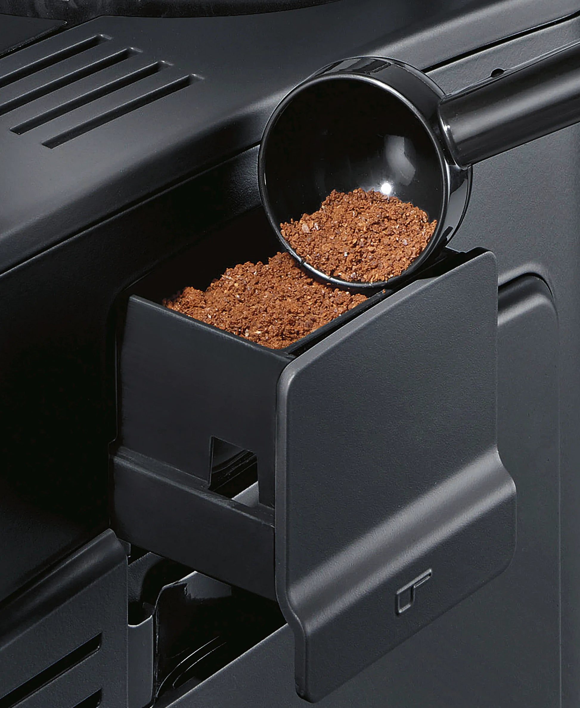 Siemens EQ.6 plus s700 TE657M03DE Kaffeevollautomat – 1,7 l, 300 g Bohnenbehälter, 19 bar, Schwarz/Edelstahl