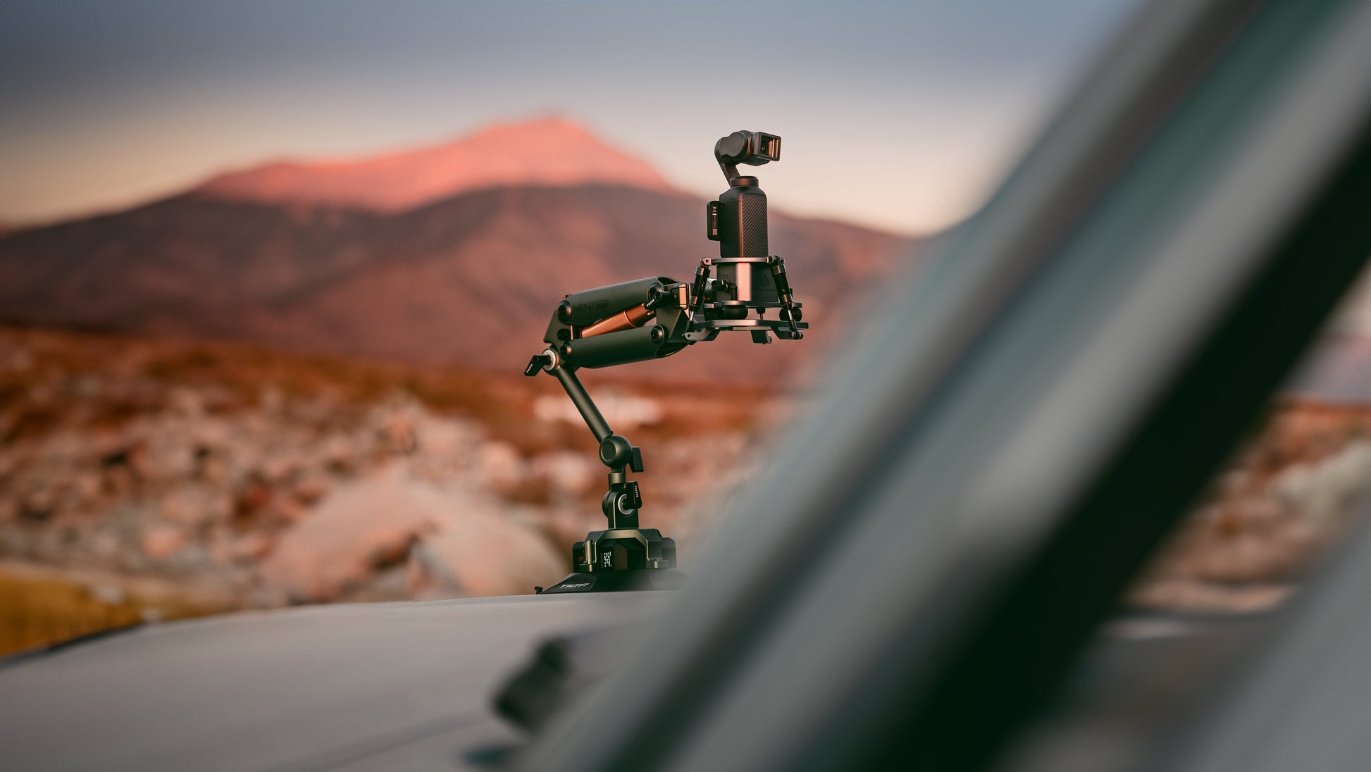 Tilta Hydra Alien Mini Kameragriff – Stabilisierung, Batteriebetrieb – für Smartphone, Actioncam – Grau