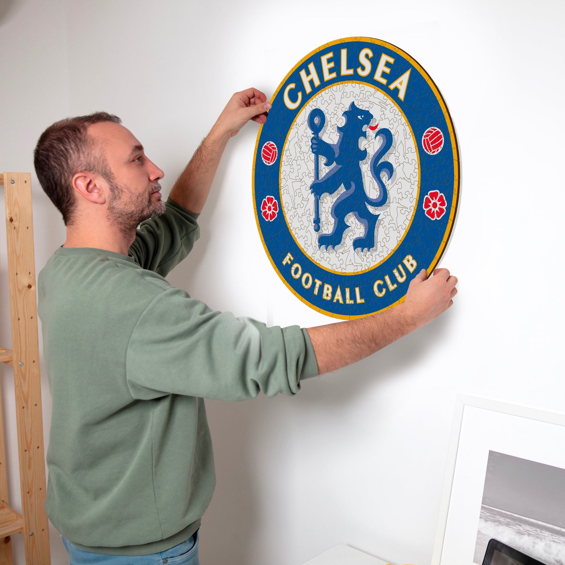 Iconic Puzzles Chelsea FC - Logo – Logikspiel, ab 10 Jahren, 180 Min