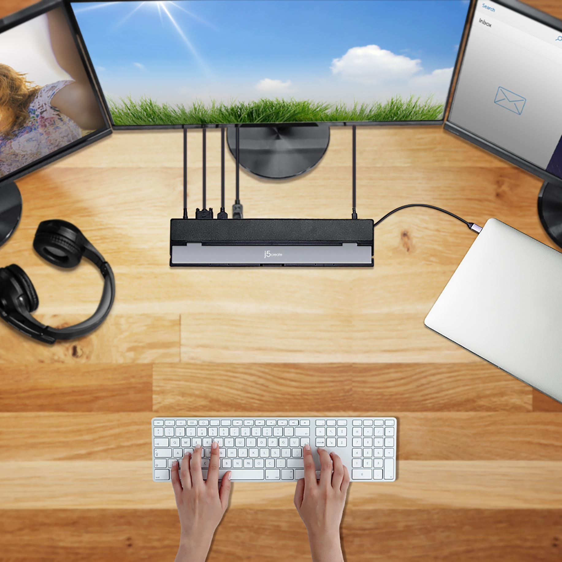 j5create JCD543P Dockingstation – USB-C, DP, 2× HDMI, VGA, 3× USB-A, 2× USB-C, 100 W PD, GbE, für Windows/Mac