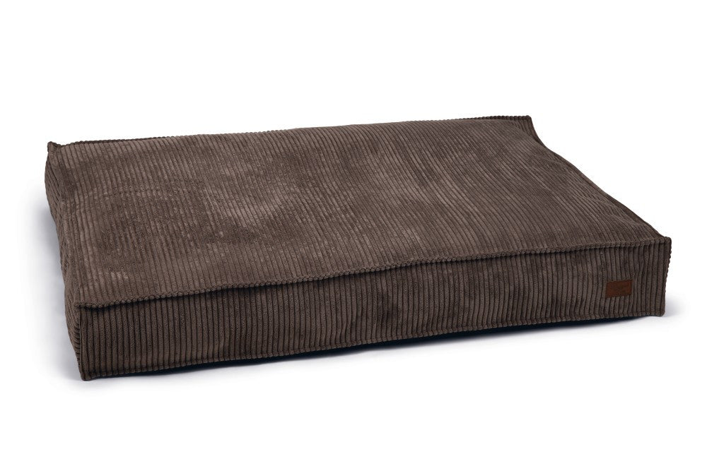 Designed by Lotte Kissen (Tierbett) – 120 × 80 × 15 cm, Samtbezug, waschbar bei 30 °C, Braun