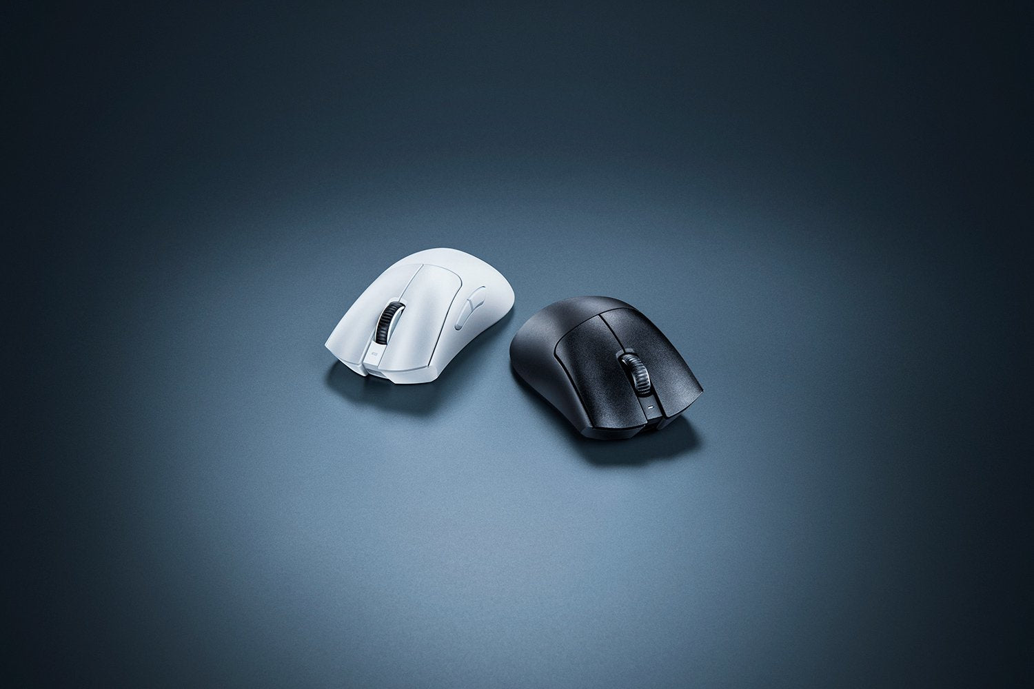 Razer DeathAdder V3 Pro – Gaming-Maus – Kabellos (2,4 GHz), 30000 DPI, Rechts, Schwarz