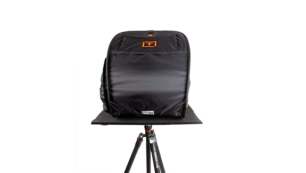 Tether Tools Aero Sonnenschutz mit SecureStrap – bis 17,0" – Schwarz