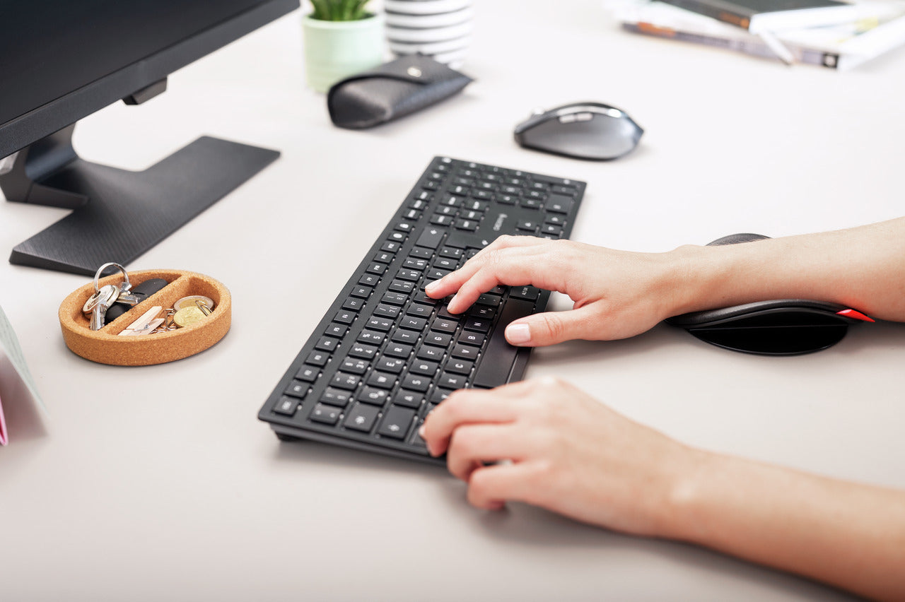 CHERRY KW 9100 SLIM – Tastatur, kabellos (Bluetooth/2,4 GHz), FR-Layout (FR), Fullsize (mit Ziffernblock)