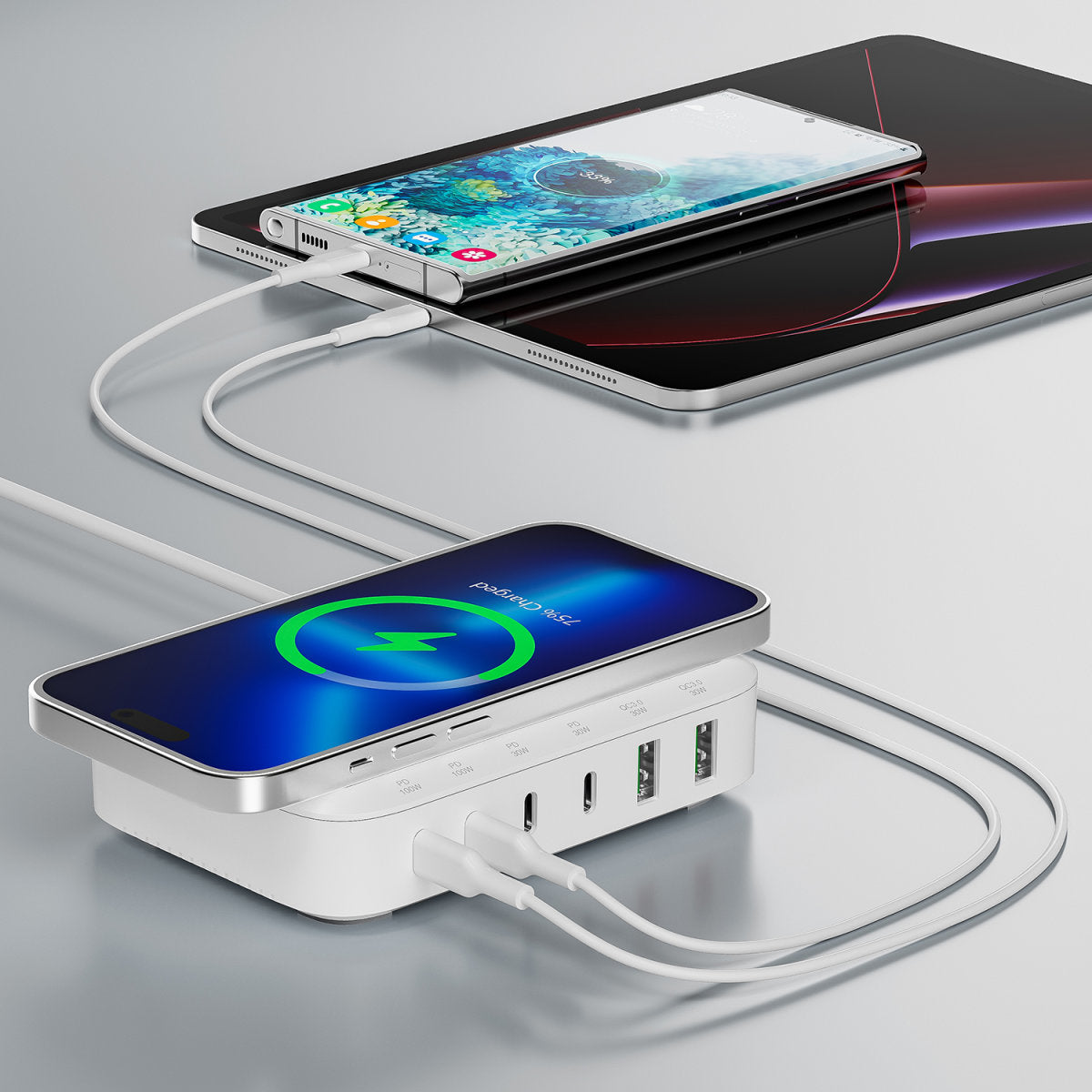 4smarts Ladestation – 2× USB-C (30 W) + 4× USB-A, Qi, GaN – für Qi-kompatible Geräte