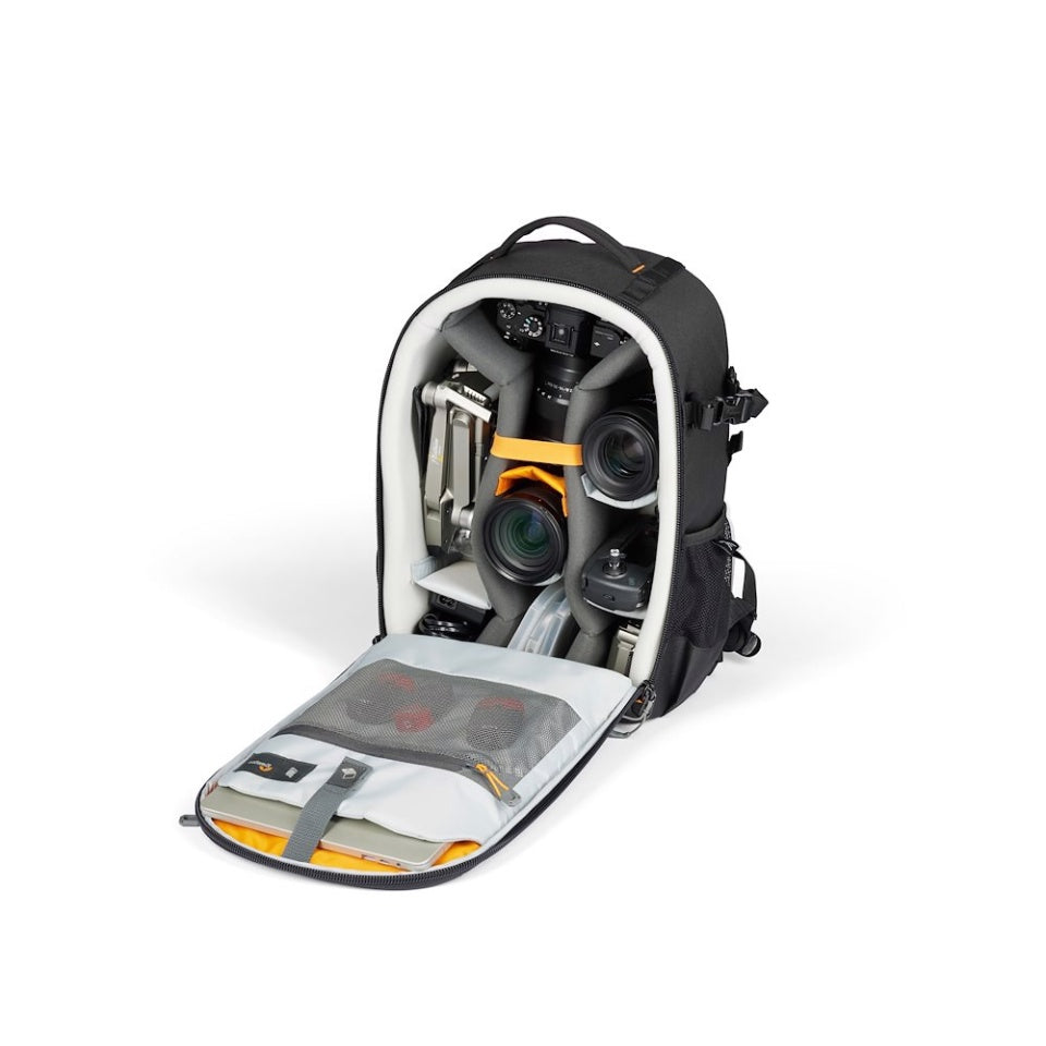 Lowepro Adventura Rucksack 300 III (GL) – 18 l, Platz für 4 Objektive, Tablet-Fach – Polyester, schwarz