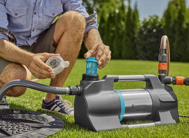 Gardena Gartenpumpe – 900 W, 5600 l/h, 8 m Förderhöhe, 4,7 bar, IPX4, 1,5 m Kabel