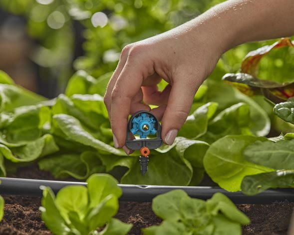 Gardena 6-in-1 Sprühdüse – 34 mm, Kunststoff, Grau/Türkis/Orange, Endzeilenmontage, für Micro-Drip-System