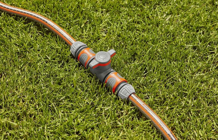 Gardena Kupplung mit Regulierventil – Kunststoff, Grau, Orange, für Tropfbewässerungssystem