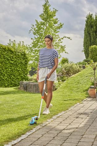 Gardena ComfortCut Li – Akku-Grasschere 80 mm, Li-Ion, mit Akku und Ladegerät, Schwarz, Grün