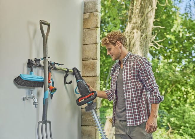 Gardena Halterung – Set Einzelhalter & Einzelhaken, grau/türkis, B 73 × H 135 × T 96 mm, für Universal
