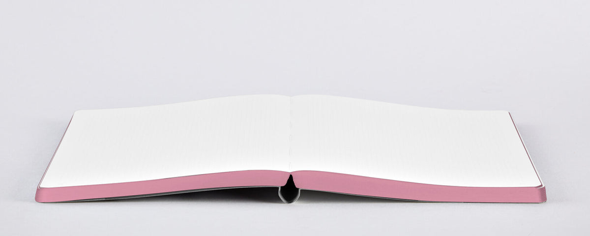 nuuna Notizbuch – A5 – punktiert – 256 Seiten – 120 g/m² – Softcover, nummerierte Seiten, Kunstleder-Einband