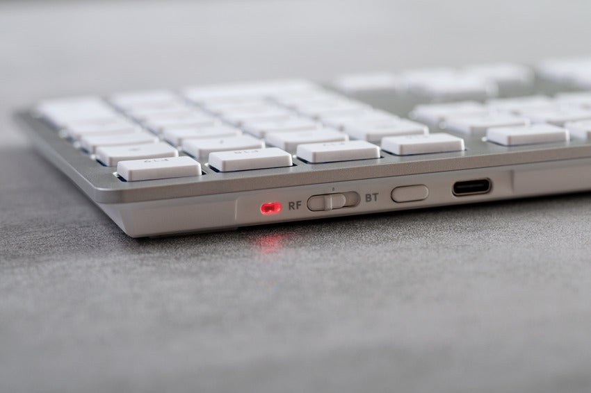 Cherry KW 9100 Slim – Tastatur – Schere (Cherry SX) – kabelgebunden & Bluetooth – QWERTZ (DE) – Silber – für Mac