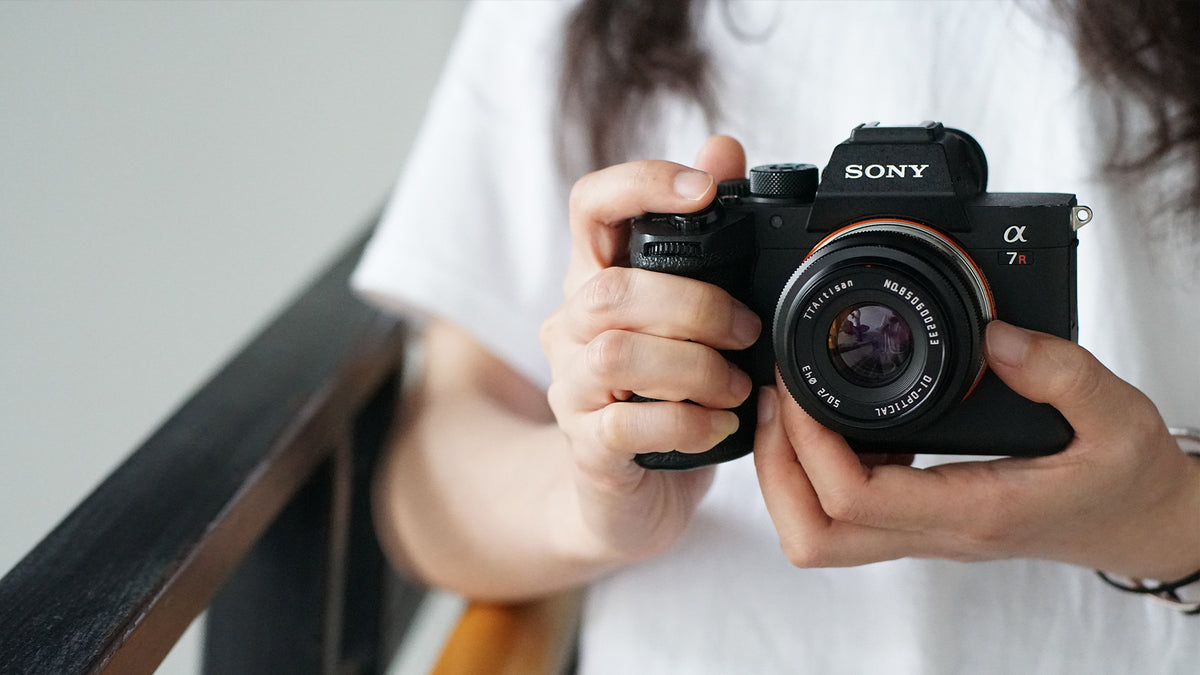 TTArtisan F5020-B-E 50 mm f/2 Objektiv – Sony E – für Sony A7, A7 II, A7 III und andere