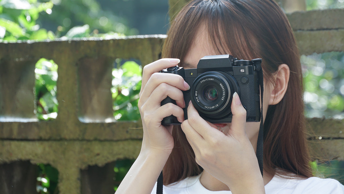 TTArtisan C2520-B-E Objektiv (Sony E) – 25 mm f/2 – für Sony A5000, A5100, A6000 und andere
