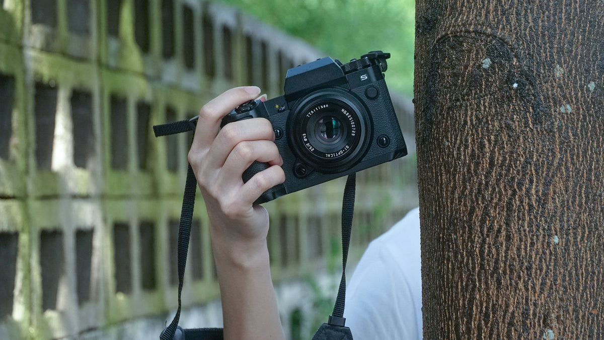 TTArtisan C2520-B-E Objektiv (Sony E) – 25 mm f/2 – für Sony A5000, A5100, A6000 und andere