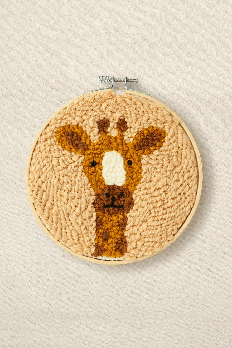 DMC Bastelset (Stick-/Punch-Nadel) – Giraffe Georg – Ø 15,7 cm – 10-teilig