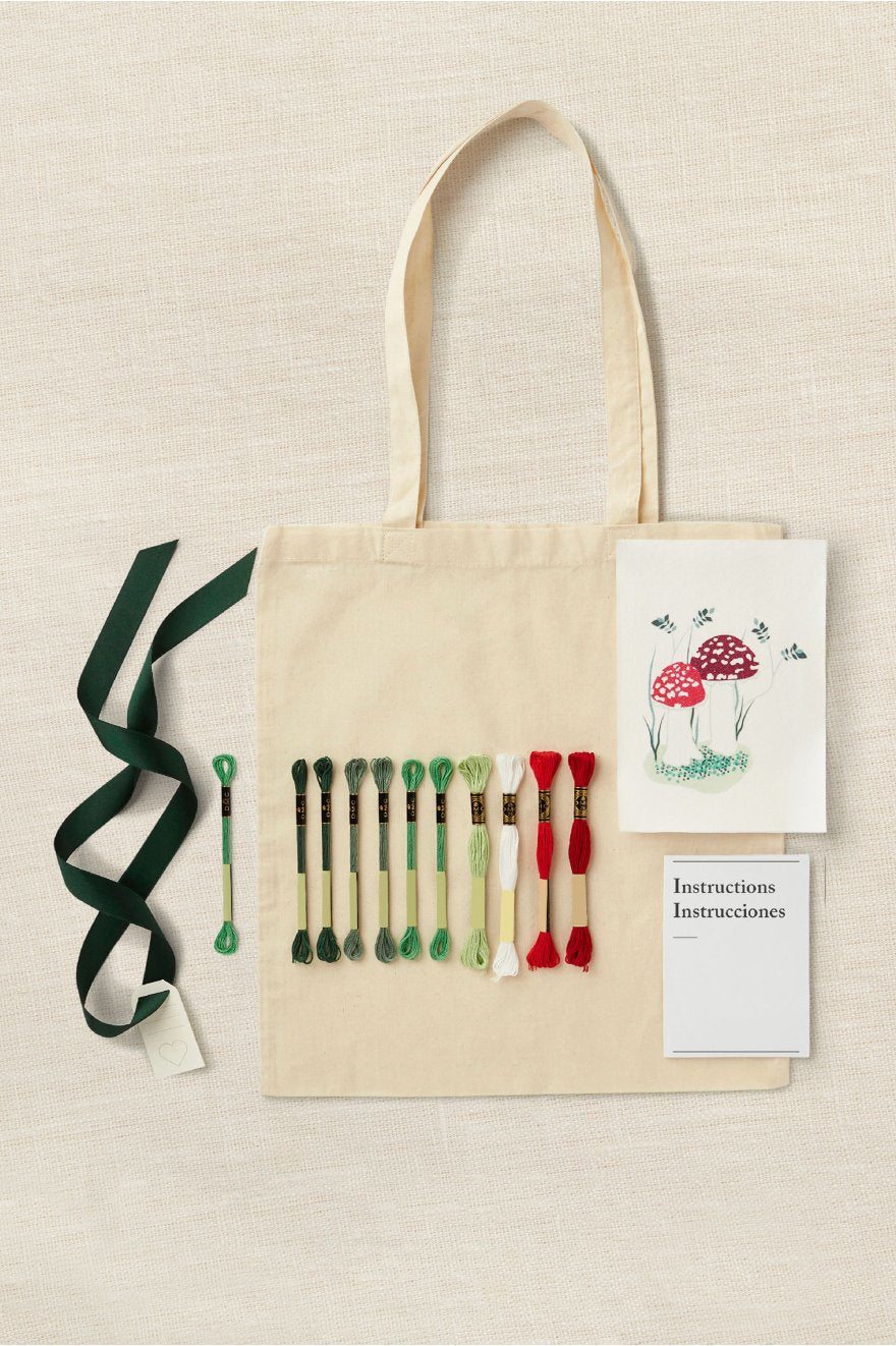 DMC Gift of Stitch – Nähset – Einkaufstasche Pilzmotiv 35 × 42 cm – 18-teilig