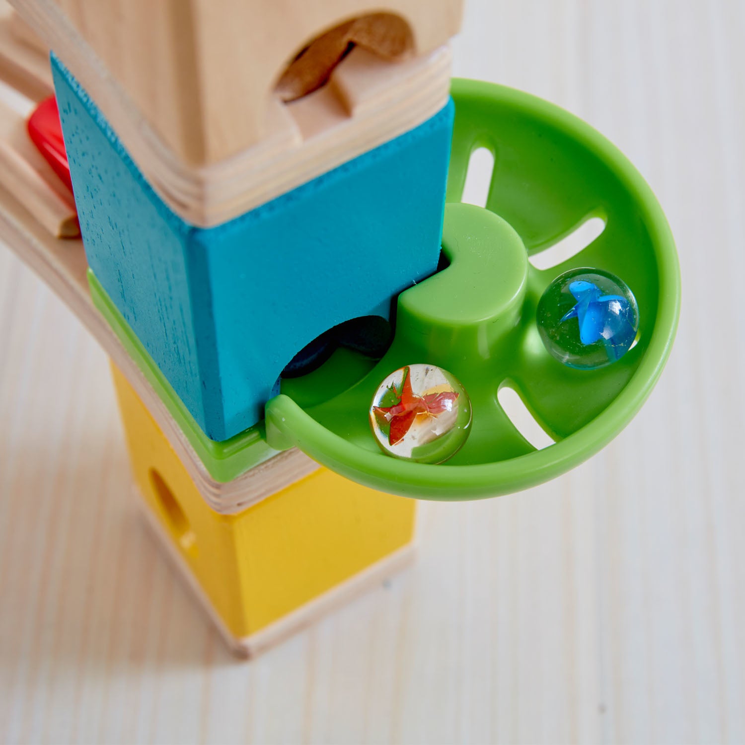 Hape Murmelbahn – 94-teilig – ab 4 Jahren – Kunststoff, Glas, Holz – mehrfarbig
