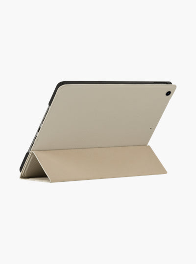 dbramante1928 Milan Tablet-Hülle für iPad 10,2" (9. Gen.) – Beige