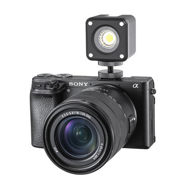 Ulanzi LED-Videolicht – 1000 lx, 5500 K, dimmbar, IP68, 800 mAh, 1,05 h – Schwarz
