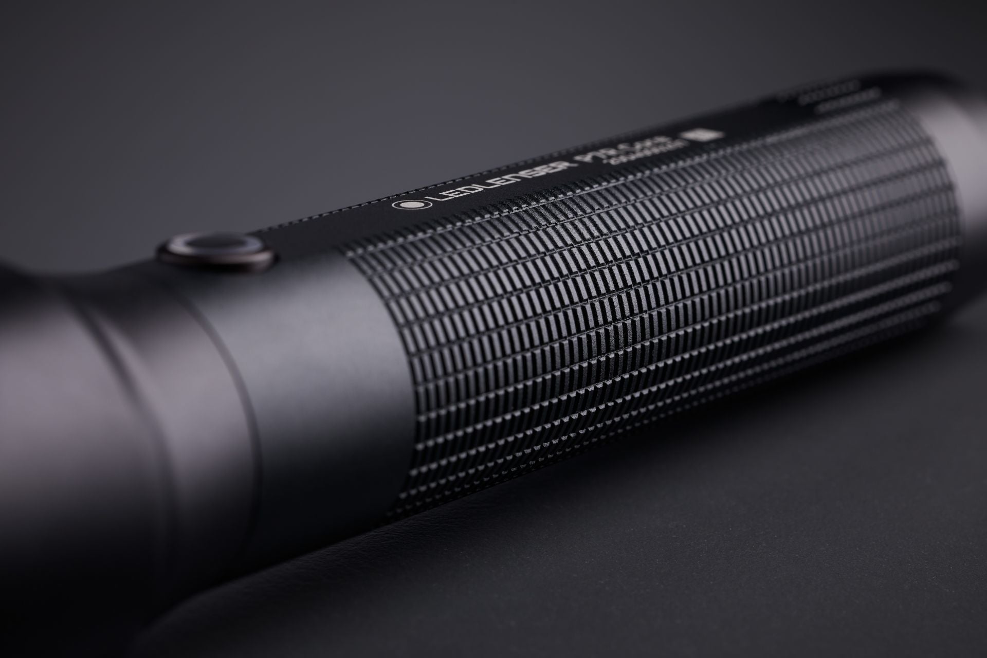 Ledlenser P7R Core Akku-Taschenlampe – 300 m Reichweite, IP68