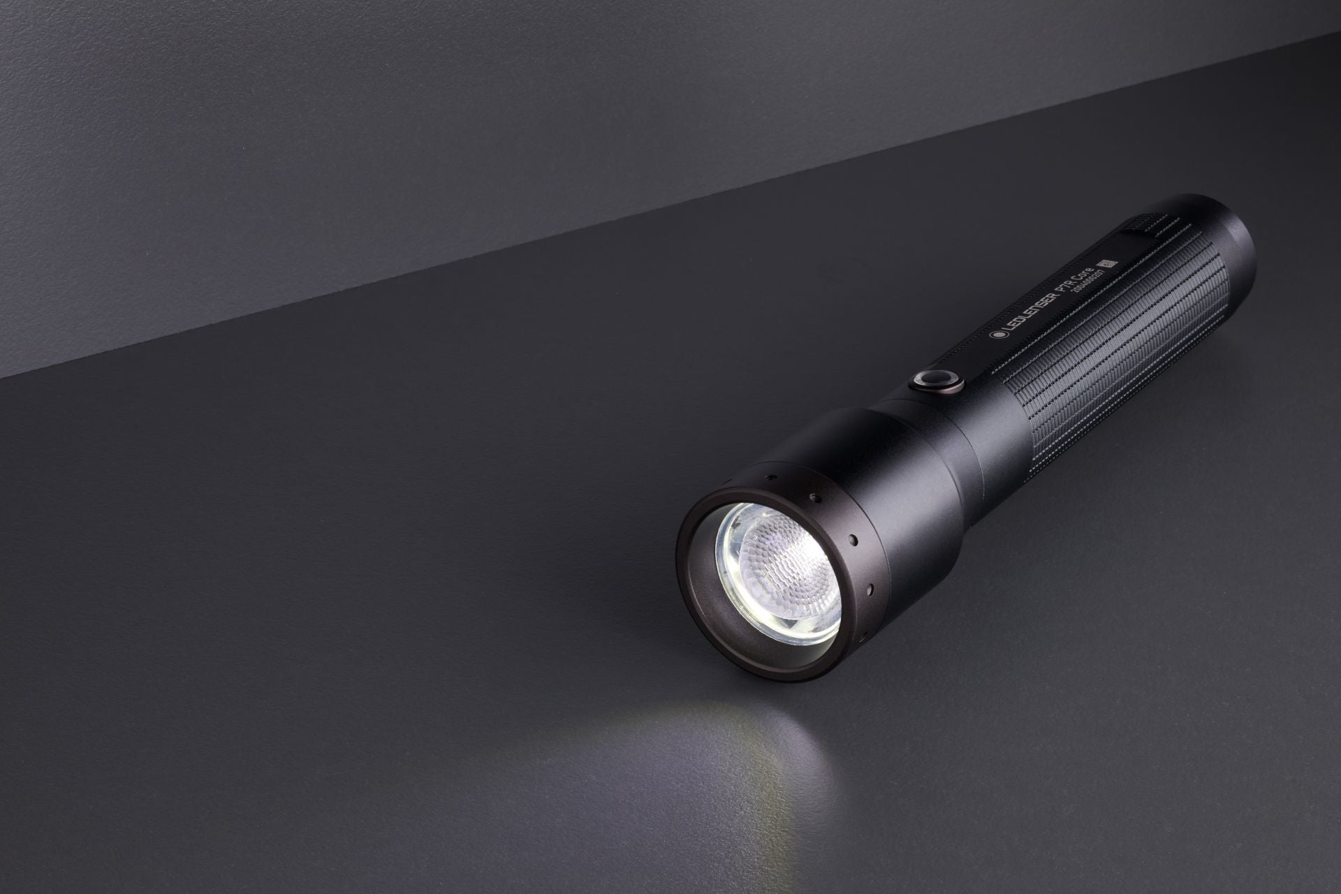 Ledlenser P7R Core Akku-Taschenlampe – 300 m Reichweite, IP68