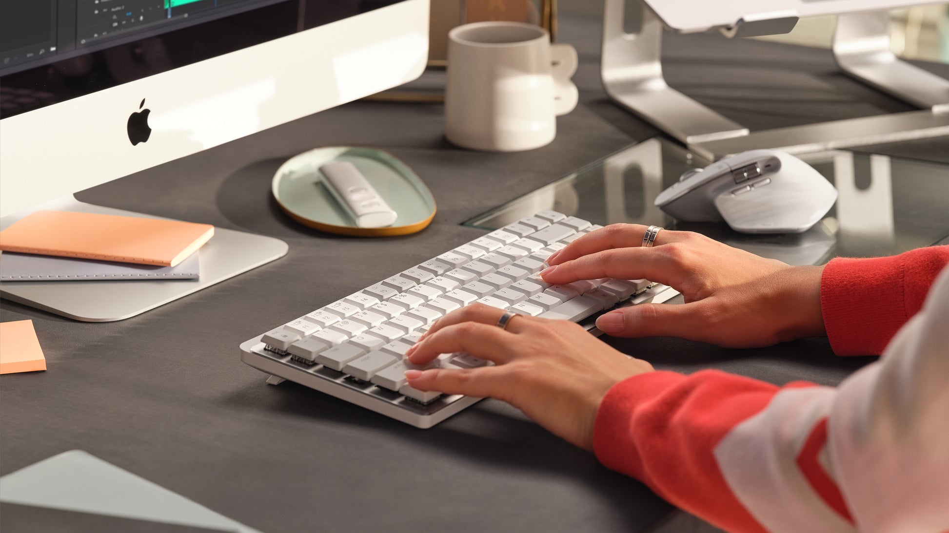 Logitech MX Mech Mini – Tastatur, kabellos, FR-Layout (FR), mechanisch, beleuchtet, Grau – für macOS