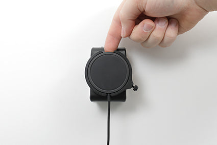 Brodit Auto-Halterung, Magnethalter mit Ladefunktion – für iPhone 12–14 (MagSafe) – Schwarz