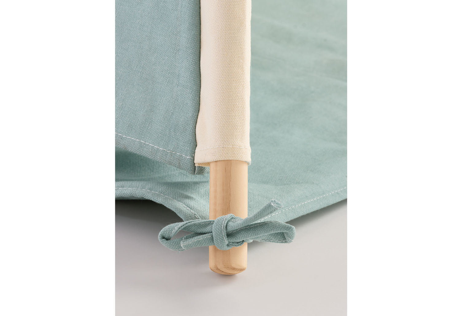 Pinolino Kinderträume Zelt Tipi Yuma – 120 × 120 × 155 cm – ab 3 J. – Baumwolle/Polyester/Holz