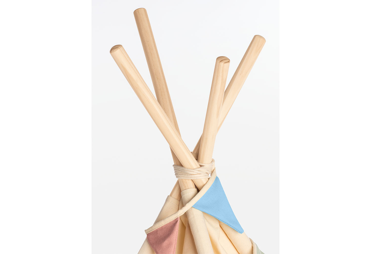 Pinolino Kinderträume Zelt Tipi Yuma – 120 × 120 × 155 cm – ab 3 J. – Baumwolle/Polyester/Holz