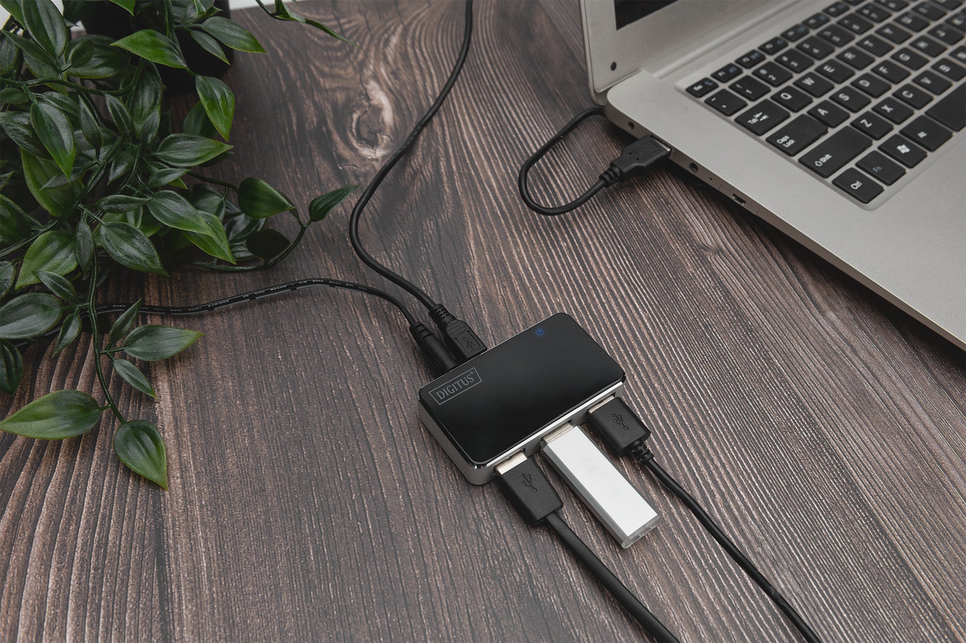 Digitus USB-Hub – USB 2.0 Mini-B, 4× USB-A, für Windows/Mac
