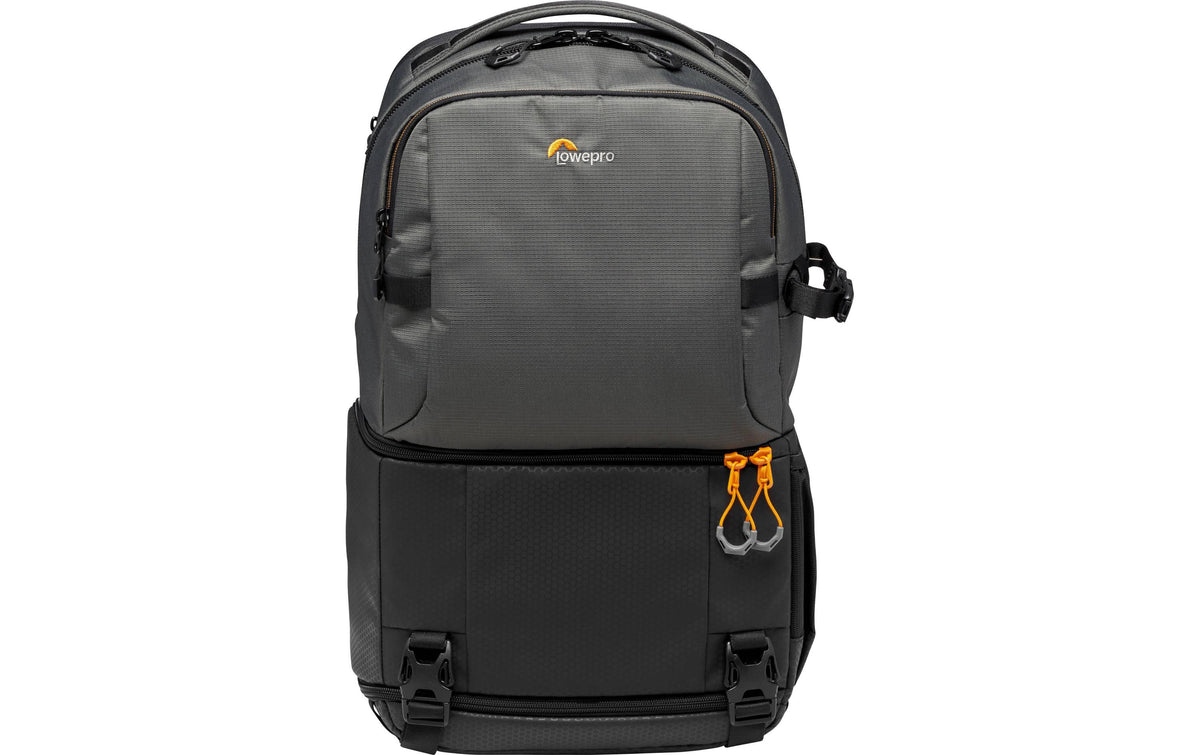 Lowepro Rucksack Fastpack BP 250 AW III – 315 × 540 × 200 mm – 20,5 l, grau, Regenhülle