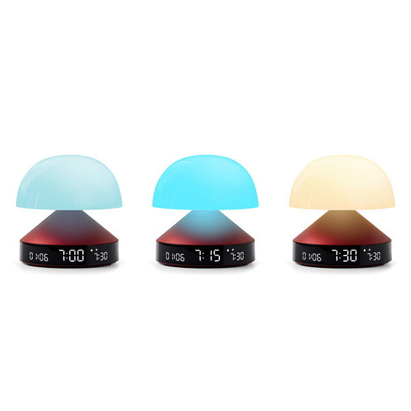 LEXON Lichtwecker Mina Sunrise – digital – 11 × 11 × 11 cm, weinrot, USB-Ladeport, Wecklicht