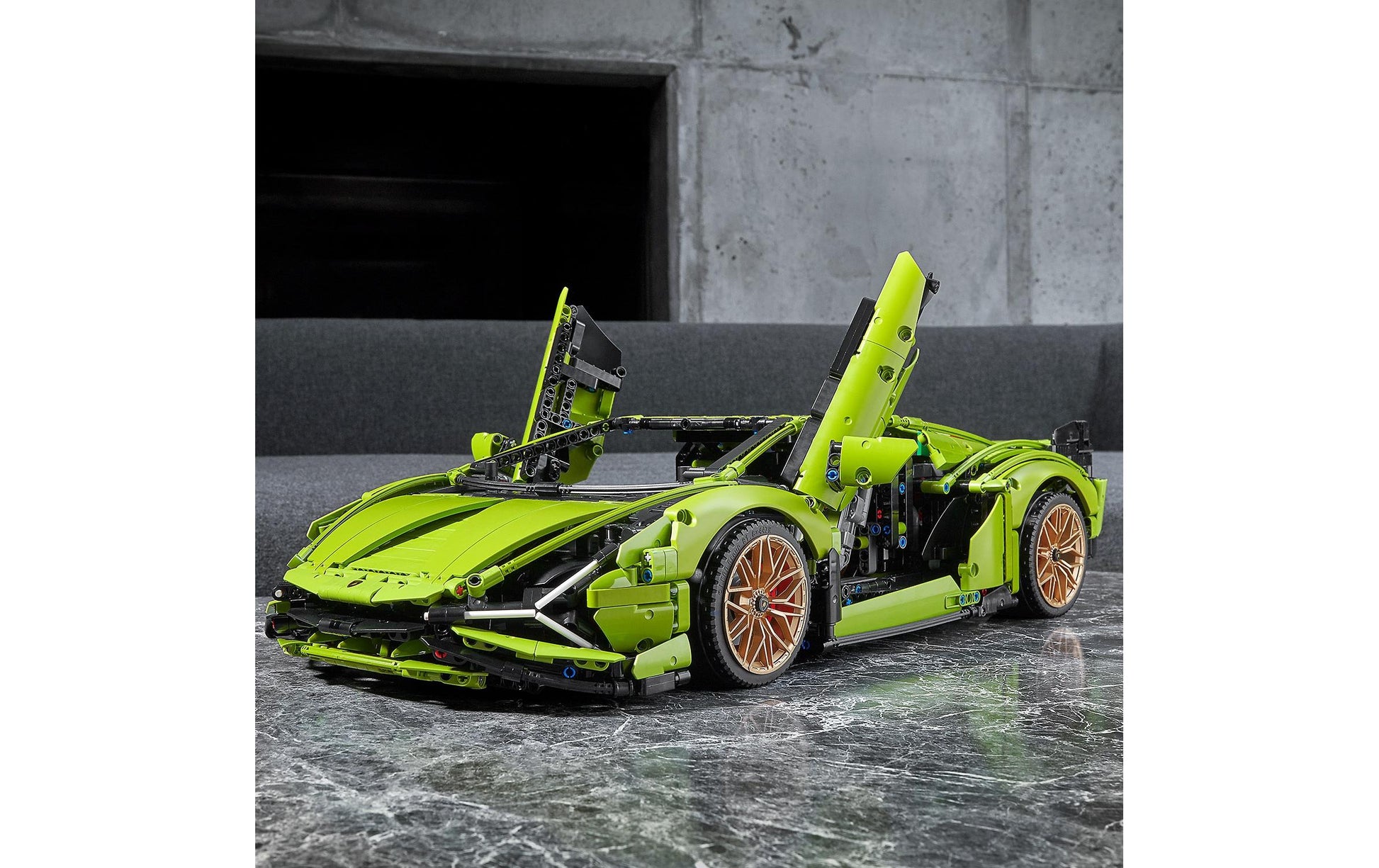 LEGO Technic Lamborghini Sian – 3696 Teile – ab 18 Jahren