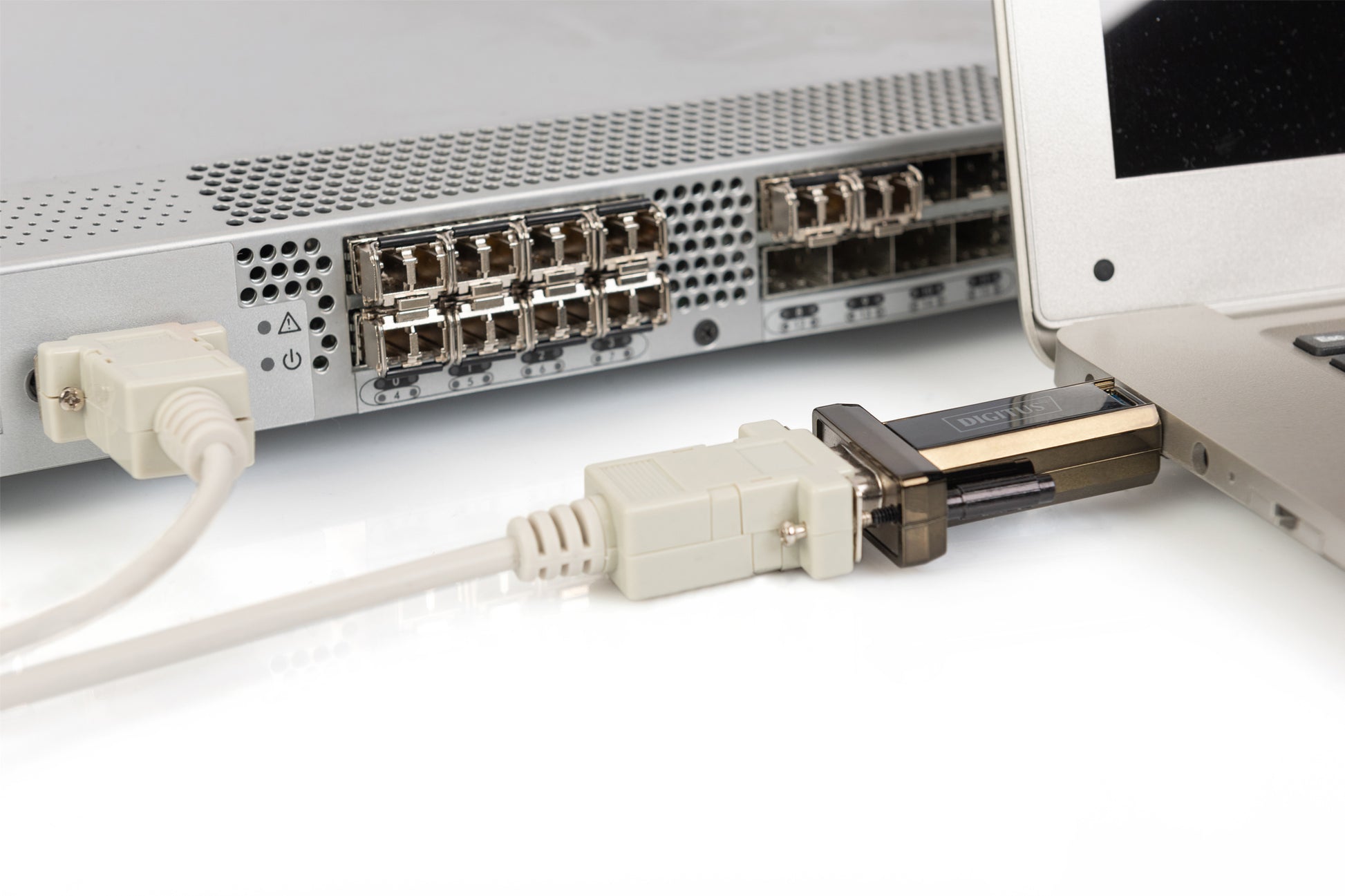 Digitus USB 2.0 (Stecker) auf D-Sub 9 (Stecker) Adapter, 80 cm, für Windows/Linux/Mac