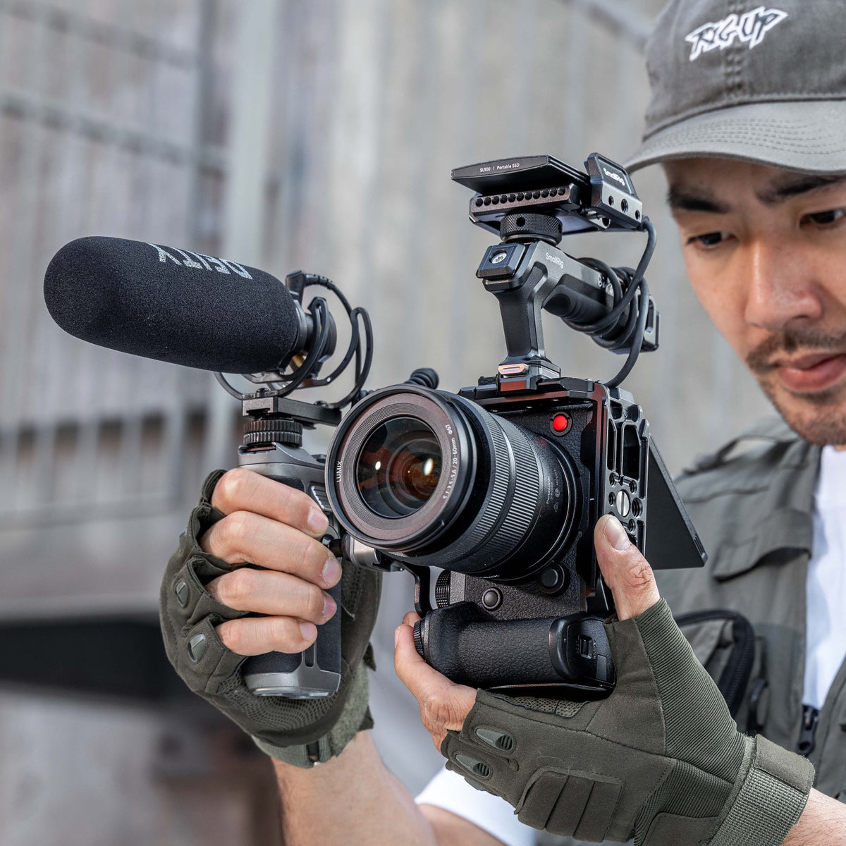 SmallRig 4902 Cage – für LUMIX S1R II, S5 II, S5 IIX und andere – Schwarz