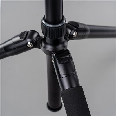 Dörr Classic 160 Aluminium-Stativ – bis 160 cm – Traglast 8 kg – Schwarz