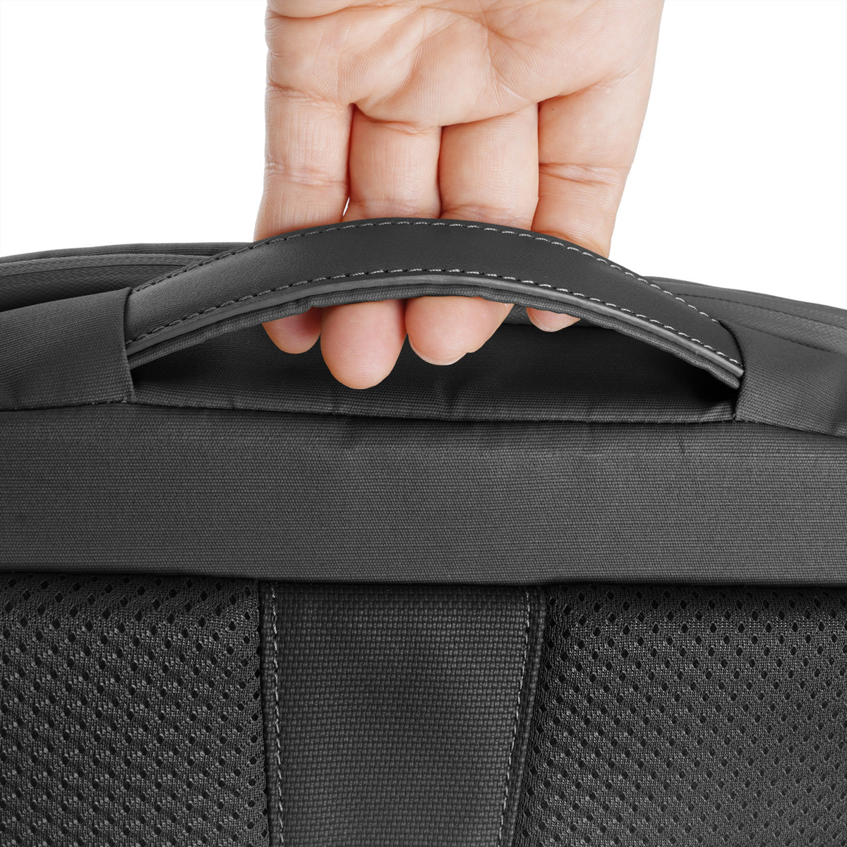 Vanguard VEO METRO S7L BK Schultertasche – 7 L, 325×240×165 mm, 780 g, Tabletfach bis 11″ – Schwarz