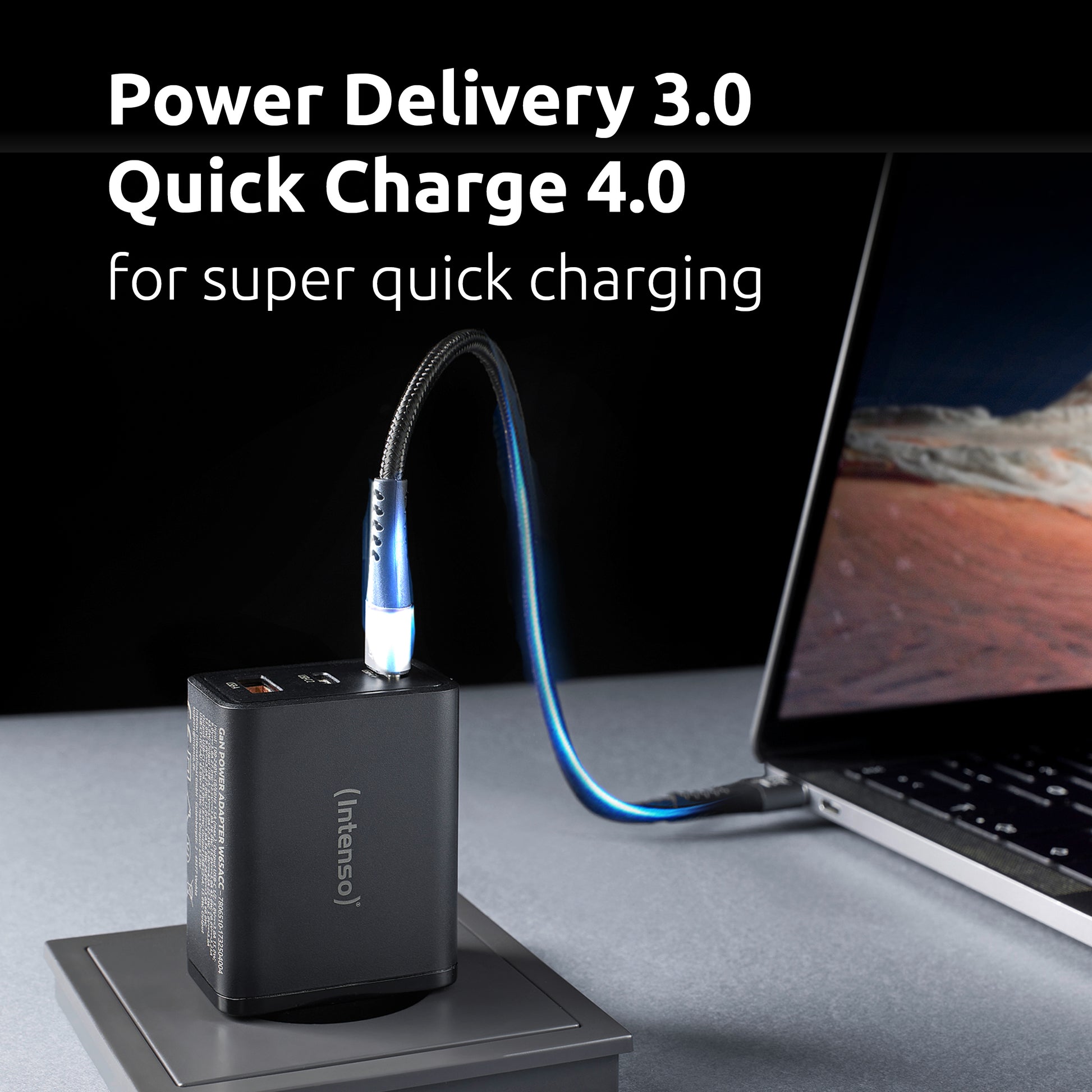 Intenso W65ACC USB-Wandladegerät 65 W – USB-C×2, USB-A×1 – GaN, Schwarz