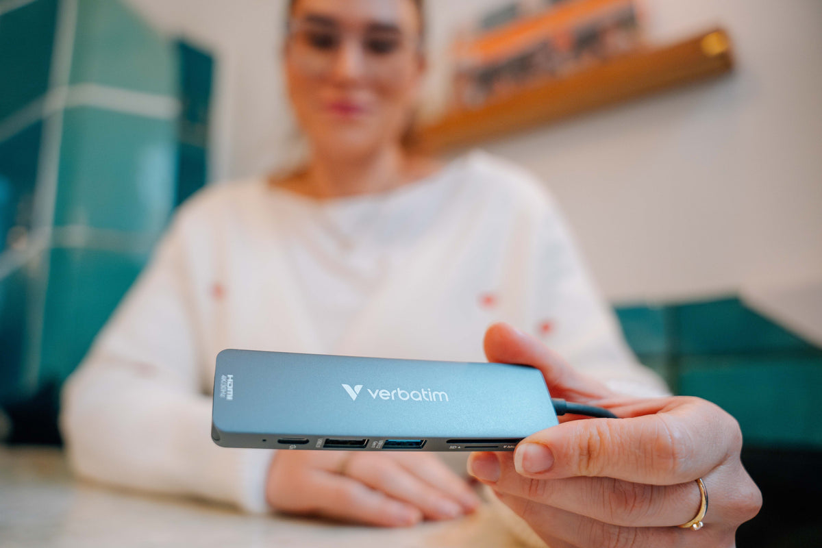 Verbatim 32156 Multiport-Adapter – USB-C, 1× HDMI, 2× USB-A, 100 W PD, SD/microSD, für Windows/Mac/Linux